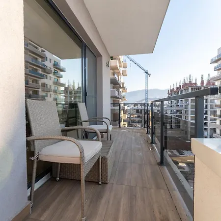 Mohost D'or - Premium Mountain View Apartment Brasov