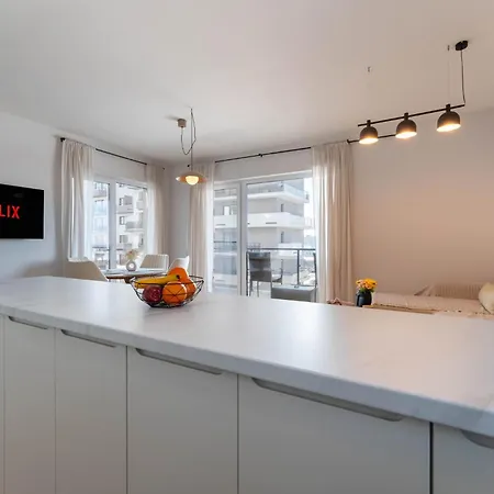 Apartment Mohost D'or - Elegant Mountain-view
